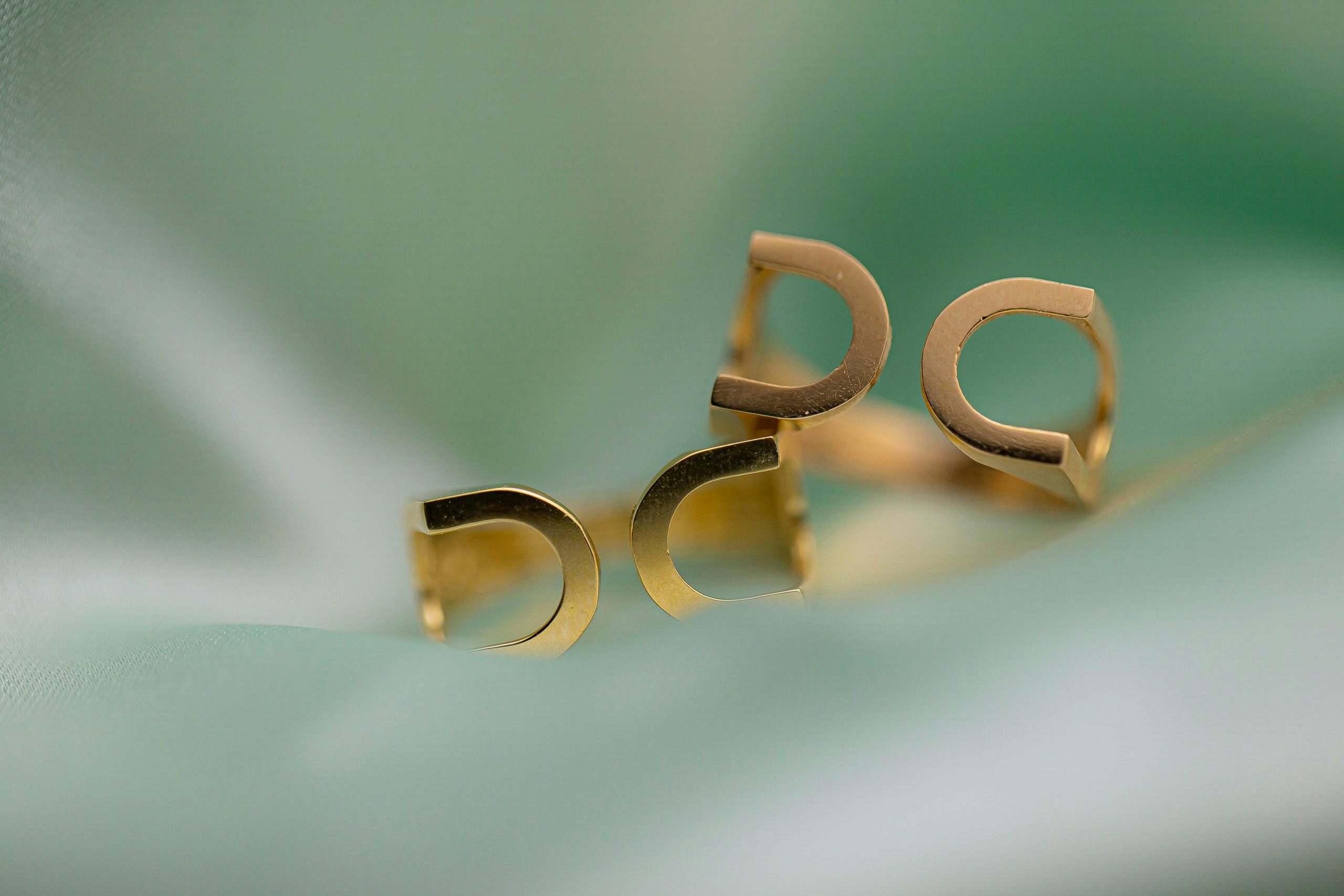 Deux bagues en acier inoxydable